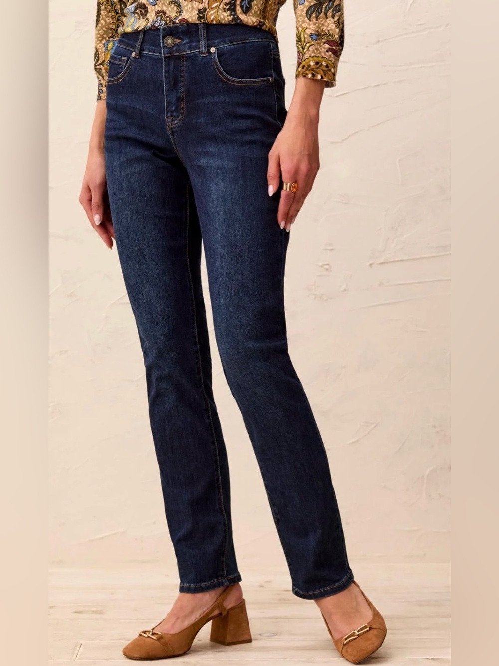 Women’s NWT Tribal Sophia Curvy Straight Leg Dark Denim Jeans Size 10